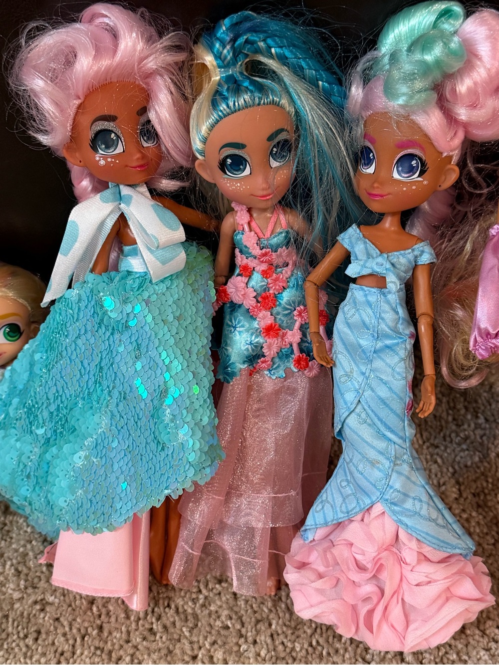 Hairdorables Hairmazing Prom Perfect Doll Bundle Set Fashion Doll Collection